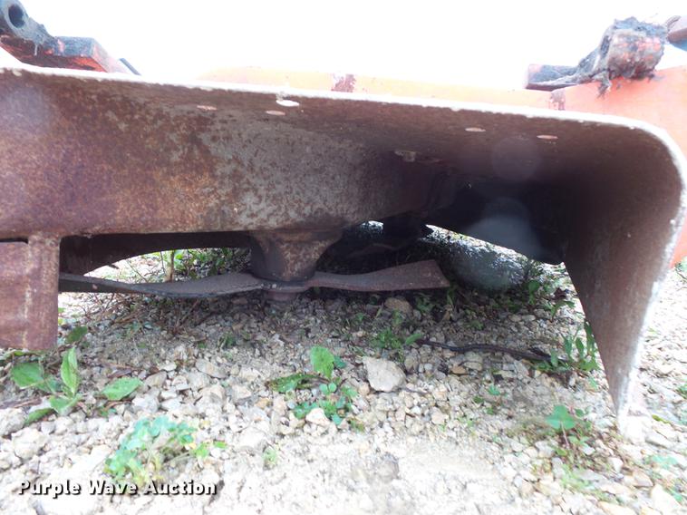 image for item FT9916 Kubota B6200 tractor