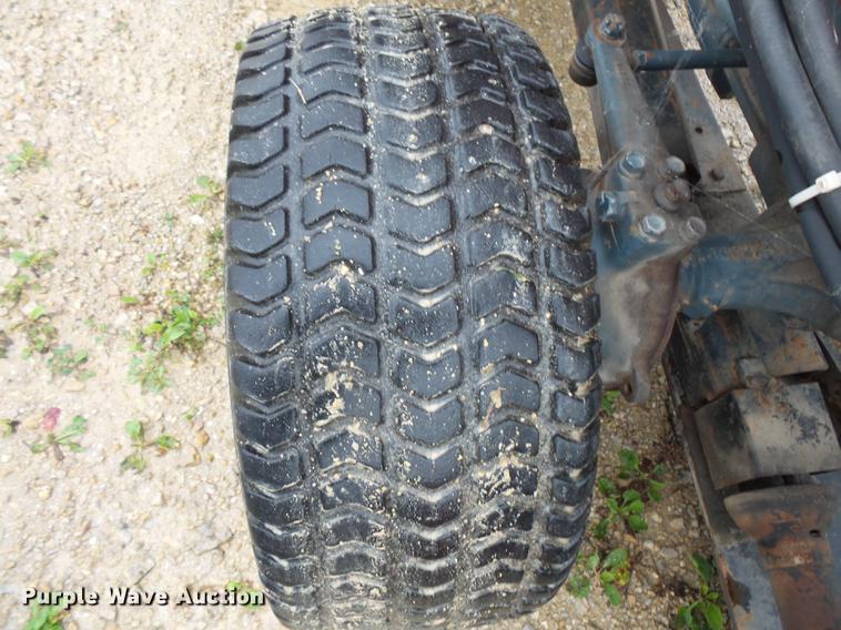 image for item FT9916 Kubota B6200 tractor