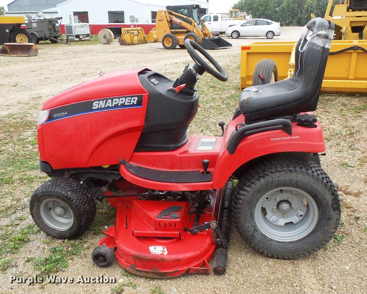 image for item FT9920 Snapper GT2354 riding lawn mower