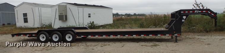 image for item FT9963 2009 PJ Trailers equipment trailer