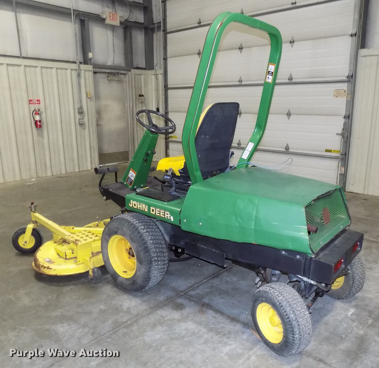 image for item G1334 John Deere F911 lawn mower