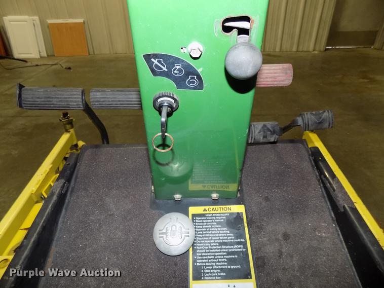 image for item G1334 John Deere F911 lawn mower