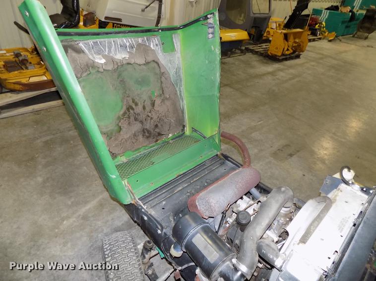 image for item G1334 John Deere F911 lawn mower