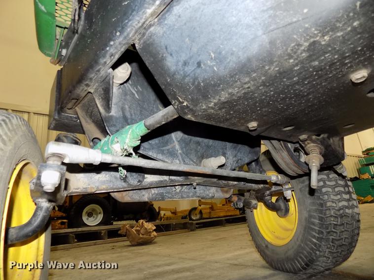 image for item G1334 John Deere F911 lawn mower