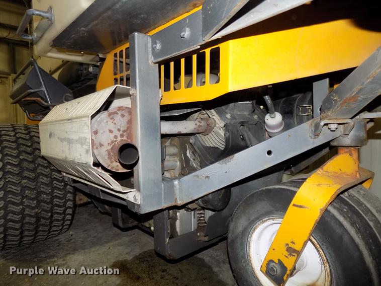 image for item G1335 2006 Walker MTGHS ZTR lawn mower