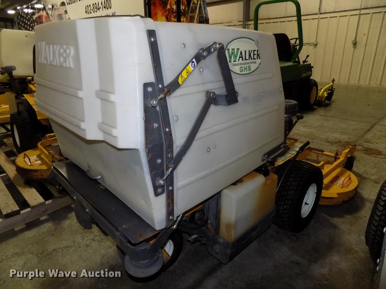 image for item G1336 Walker MDDGHS ZTR lawn mower