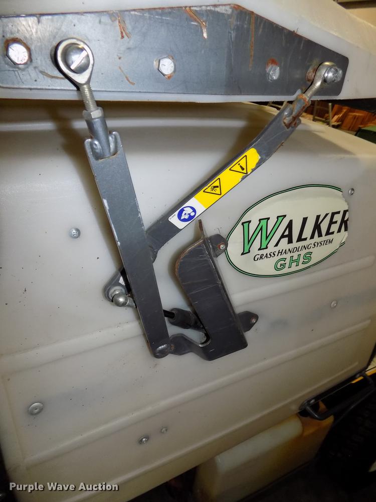 image for item G1336 Walker MDDGHS ZTR lawn mower