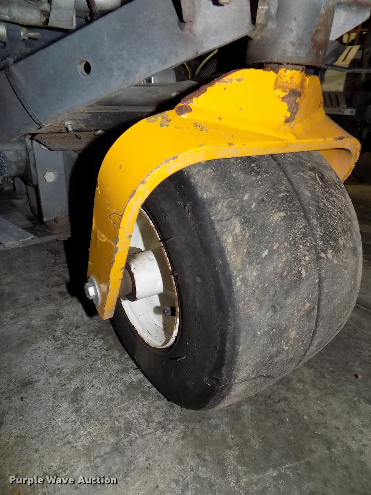 image for item G1336 Walker MDDGHS ZTR lawn mower