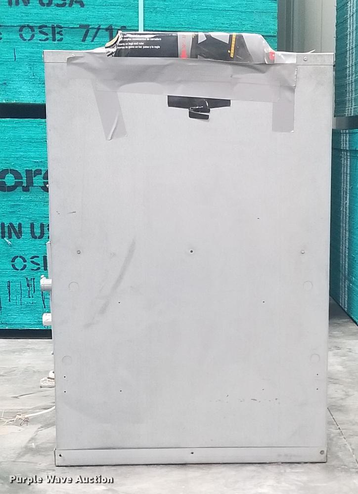 image for item G1339 1999 McQuay water source air handler