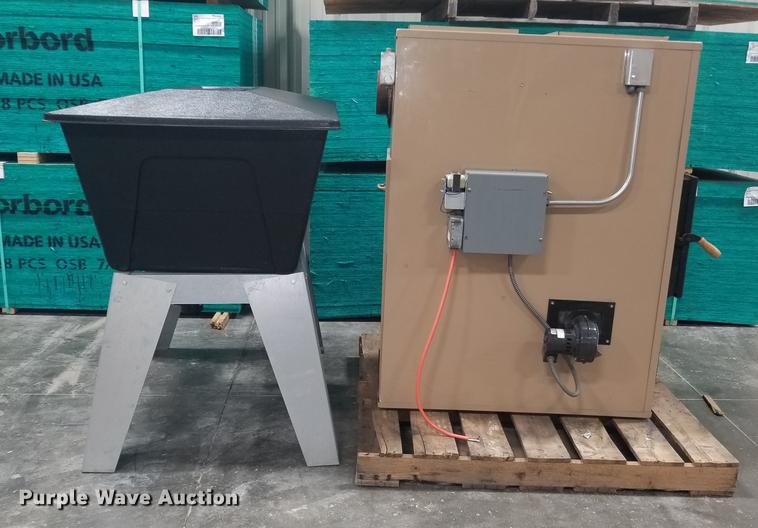 image for item G1340 A-Maize-Ing Heat corn stove/hopper