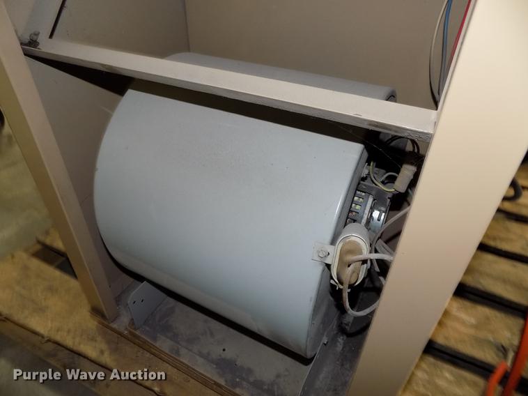 image for item G1340 A-Maize-Ing Heat corn stove/hopper