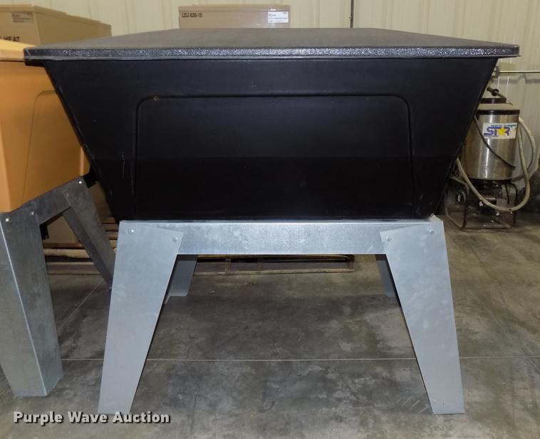 image for item G1340 A-Maize-Ing Heat corn stove/hopper