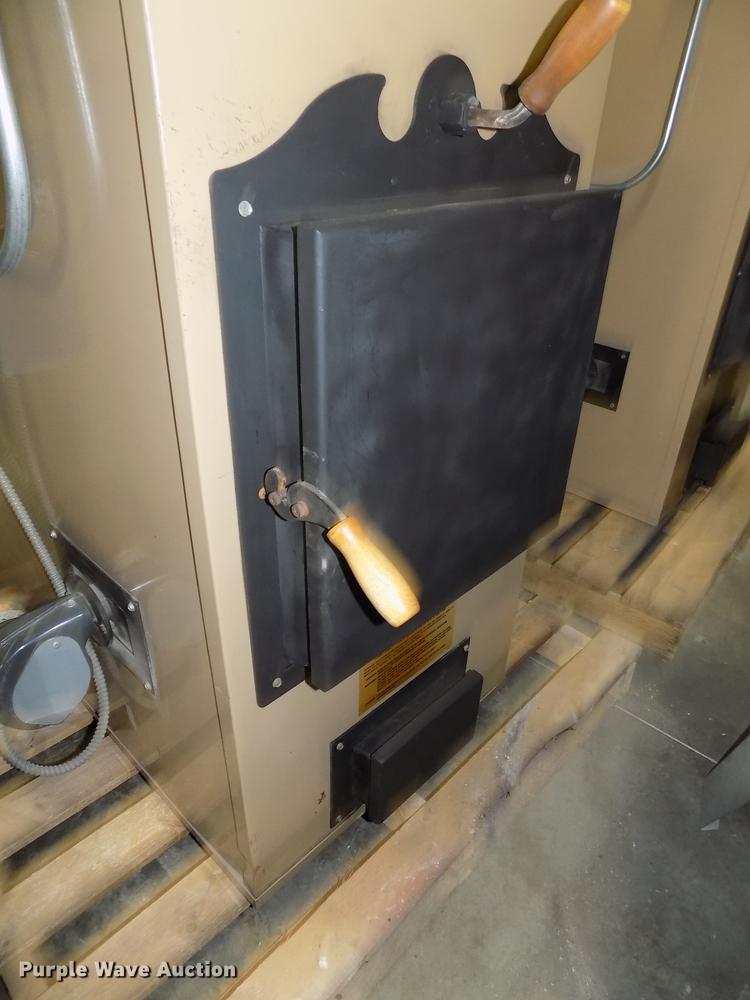 image for item G1341 A-Maize-Ing Heat corn stove/hopper