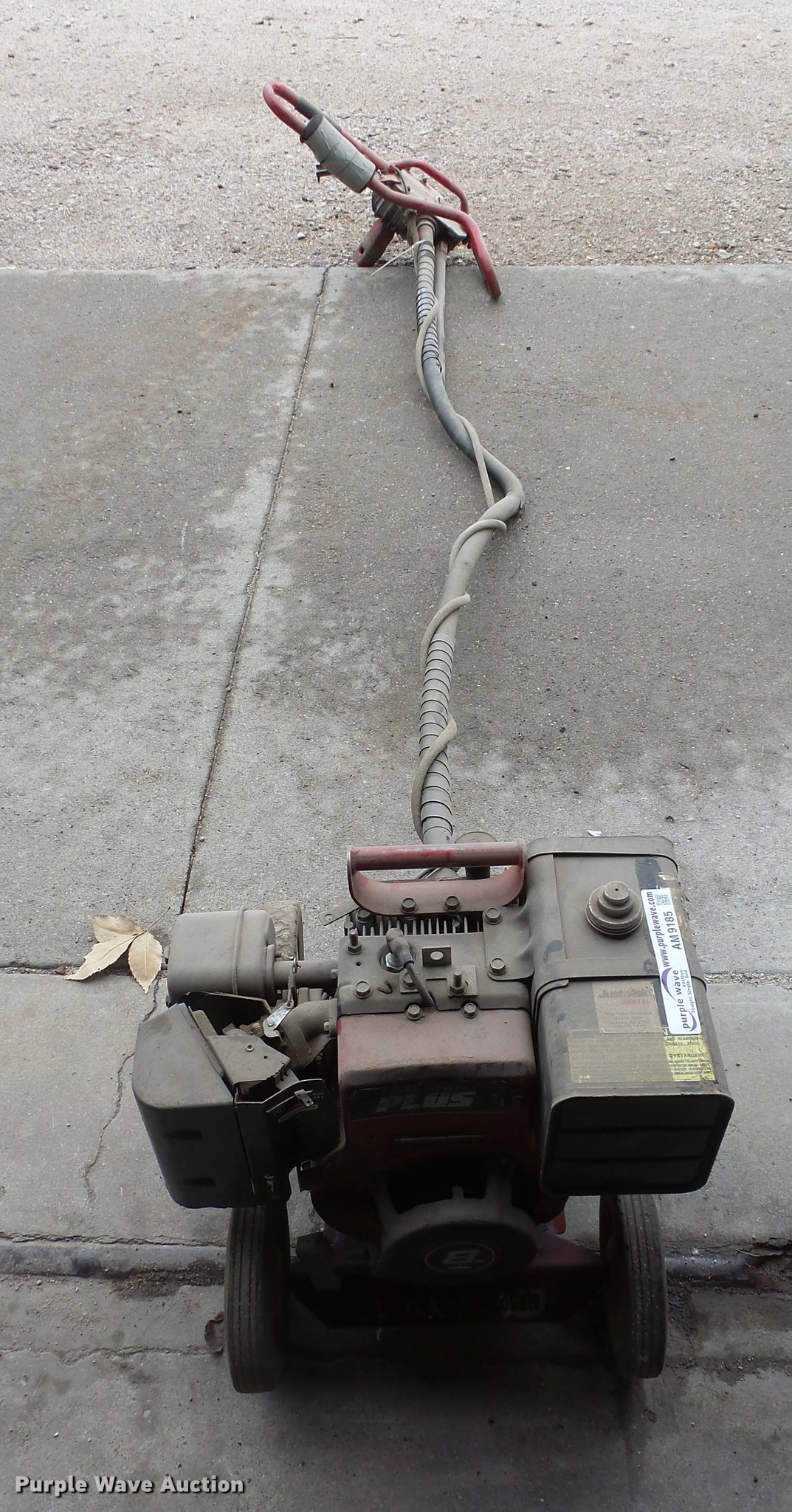 Little Beaver post hole digger in Hesston, KS Item AM9185 sold