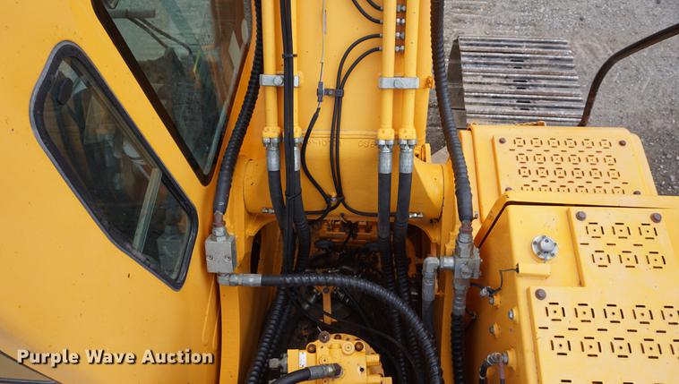 image for item DB6206 2006 Hyundai Robex 210LC-7 excavator