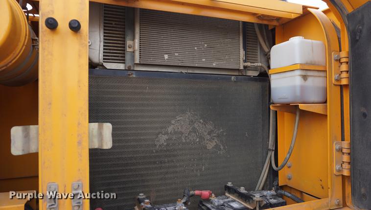 image for item DB6206 2006 Hyundai Robex 210LC-7 excavator