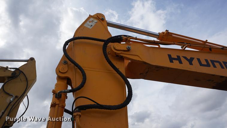 image for item DB6206 2006 Hyundai Robex 210LC-7 excavator