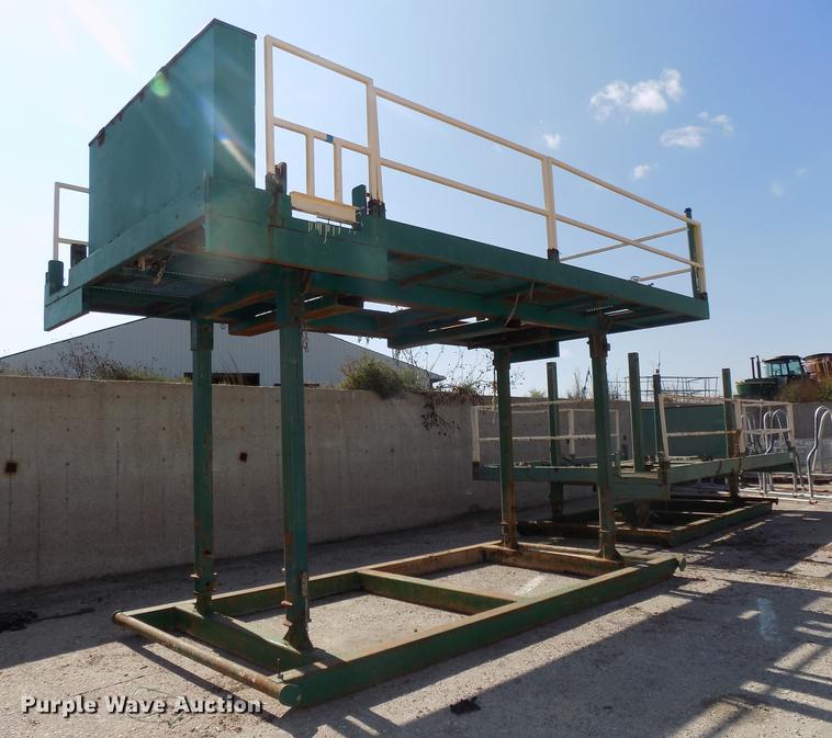 image for item DB8571 Oilfield/mining centrifuge platforms