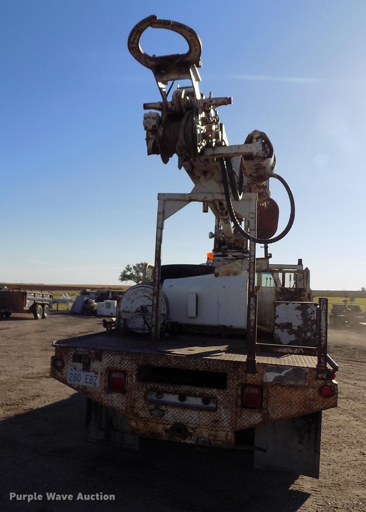 image for item DB9106 1990 Chevrolet Kodiak bucket truck