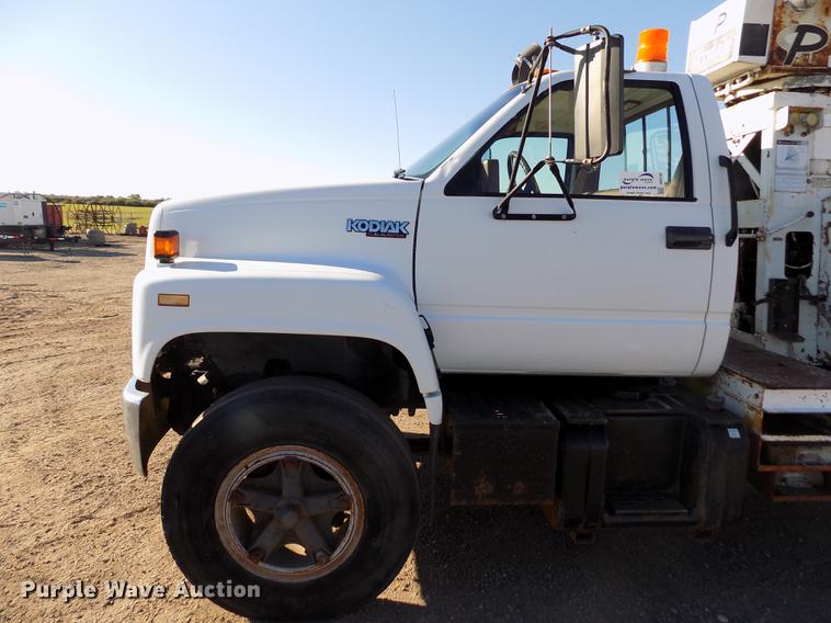 image for item DB9106 1990 Chevrolet Kodiak bucket truck