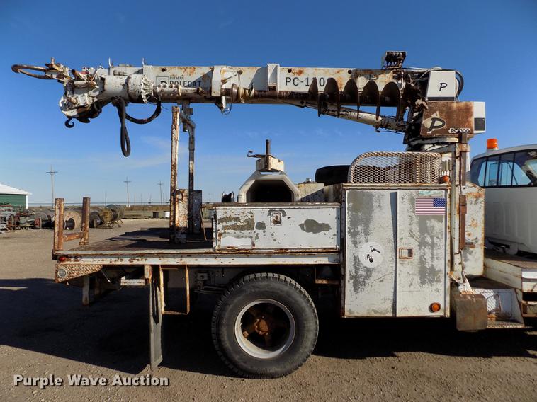 image for item DB9106 1990 Chevrolet Kodiak bucket truck