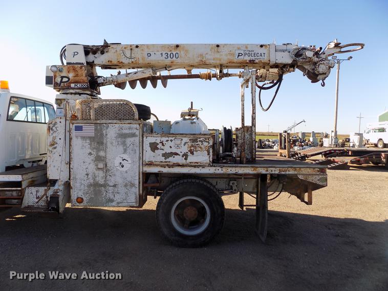 image for item DB9106 1990 Chevrolet Kodiak bucket truck