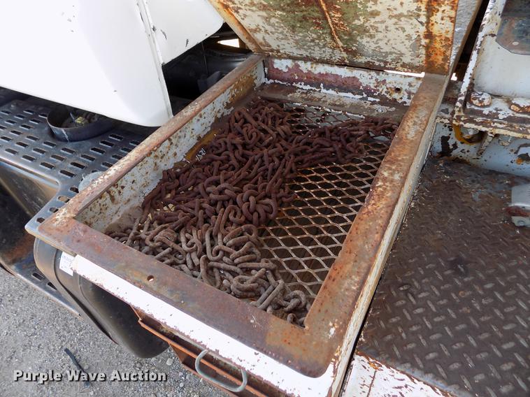 image for item DB9106 1990 Chevrolet Kodiak bucket truck