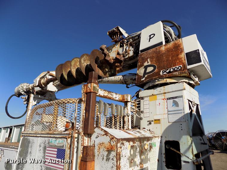 image for item DB9106 1990 Chevrolet Kodiak bucket truck