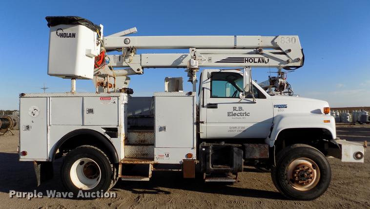 image for item DB9107 1995 Chevrolet Kodiak C6500 bucket truck