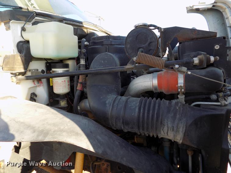 image for item DB9107 1995 Chevrolet Kodiak C6500 bucket truck