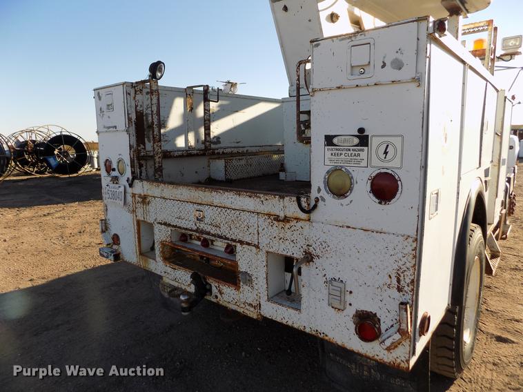 image for item DB9107 1995 Chevrolet Kodiak C6500 bucket truck