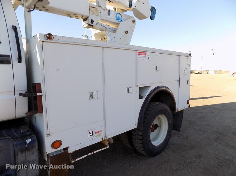 image for item DB9107 1995 Chevrolet Kodiak C6500 bucket truck