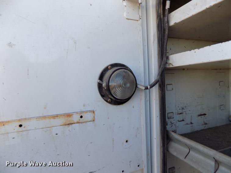 image for item DB9107 1995 Chevrolet Kodiak C6500 bucket truck