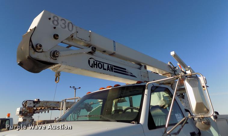 image for item DB9107 1995 Chevrolet Kodiak C6500 bucket truck