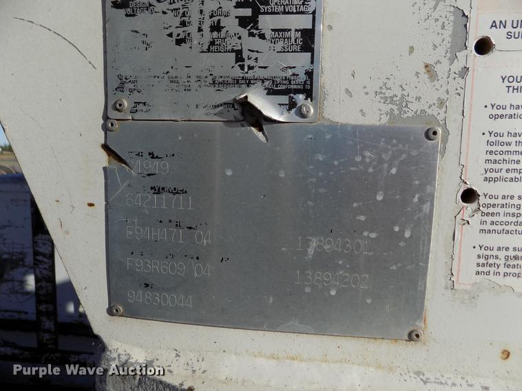 image for item DB9107 1995 Chevrolet Kodiak C6500 bucket truck