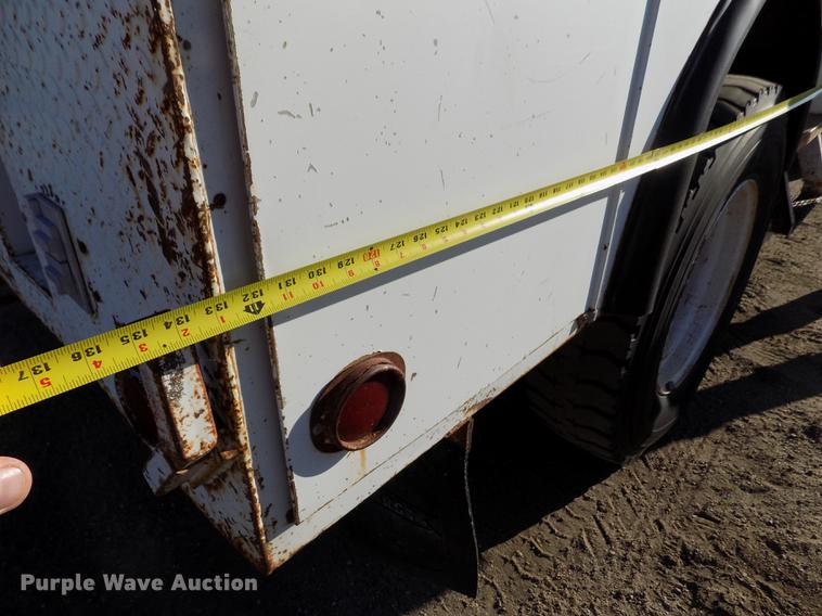 image for item DB9107 1995 Chevrolet Kodiak C6500 bucket truck