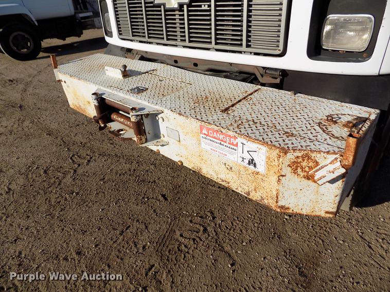 image for item DB9107 1995 Chevrolet Kodiak C6500 bucket truck