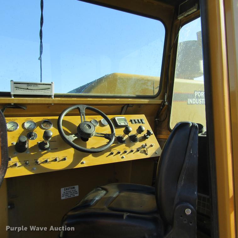 image for item DD2671 2009 Hydramaxx 2500 trencher