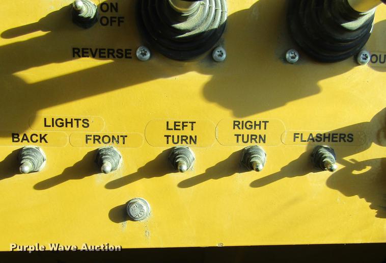 image for item DD2671 2009 Hydramaxx 2500 trencher