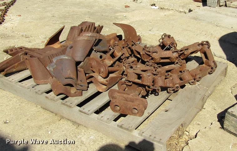 image for item DD2671 2009 Hydramaxx 2500 trencher