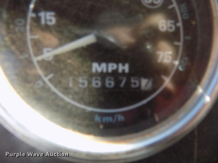 image for item DD3465 1993 Ford LT9000 dump truck