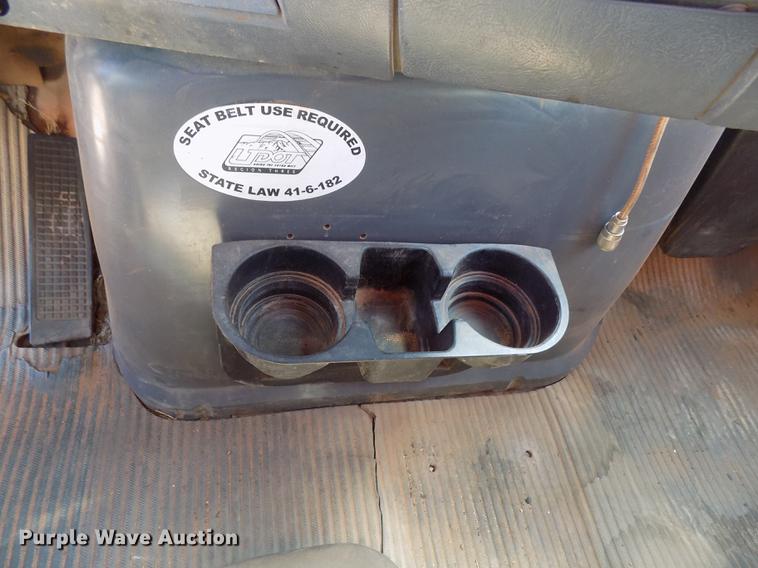 image for item DD3465 1993 Ford LT9000 dump truck