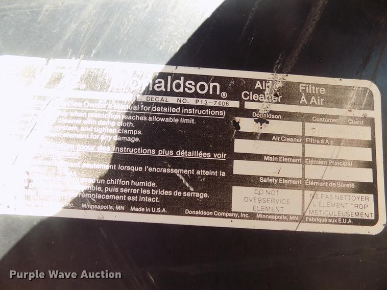 image for item DD3465 1993 Ford LT9000 dump truck