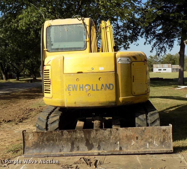 image for item DD3468 2005 New Holland EH80 excavator