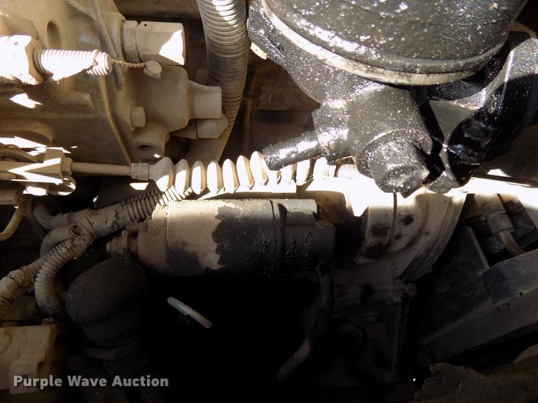 image for item DD3468 2005 New Holland EH80 excavator