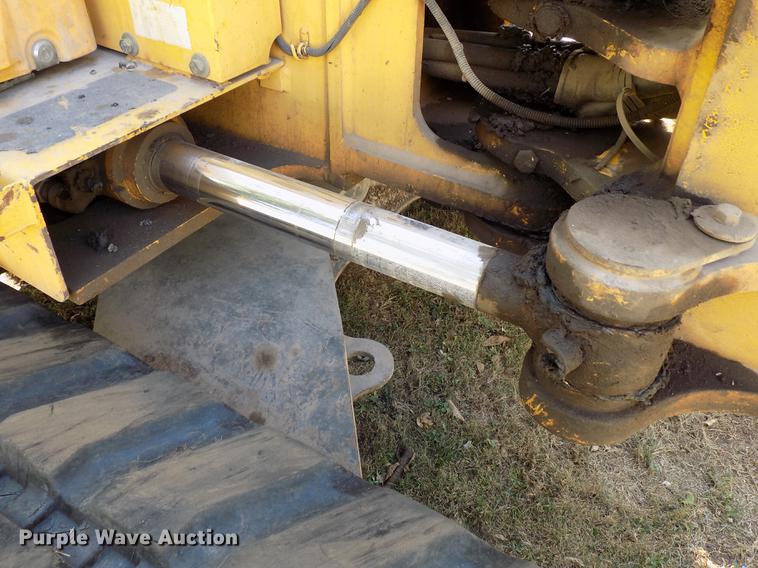 image for item DD3468 2005 New Holland EH80 excavator