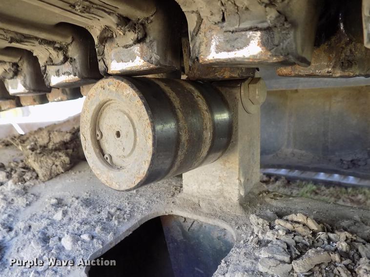 image for item DD3468 2005 New Holland EH80 excavator