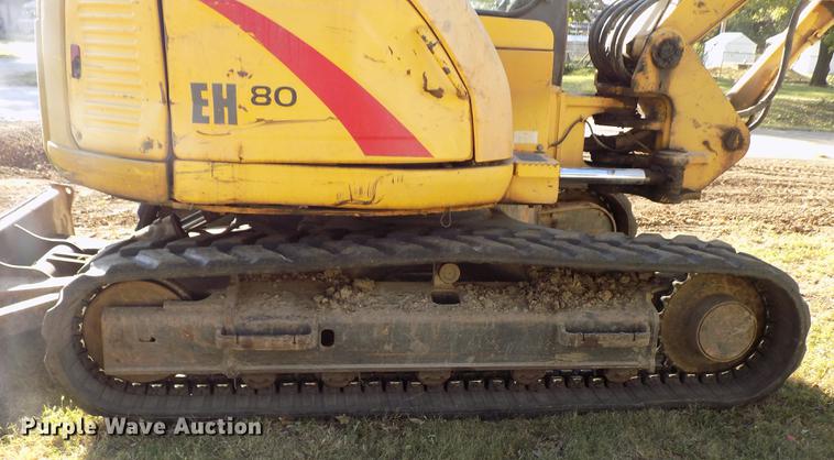 image for item DD3468 2005 New Holland EH80 excavator