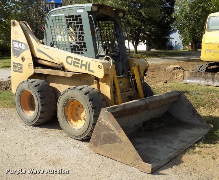 image for item DD3469 2008 Gehl 5640 skid steer