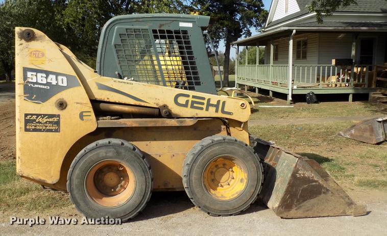 image for item DD3469 2008 Gehl 5640 skid steer